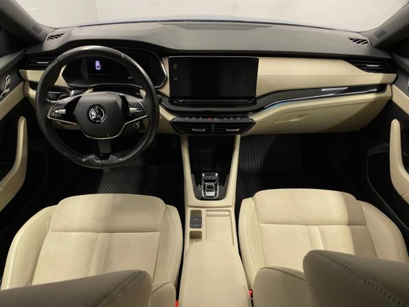 Skoda Octavia IV (A8) с пробегом 2021 года, цена 2 252 000 рублей, 160661 км, лифтбек, Автокод Объявления