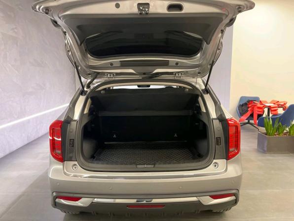 Haval Jolion I с пробегом 2023 года, цена 1 799 000 рублей, 42348 км, внедорожник, Автокод Объявления