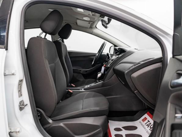 Ford Focus III Рестайлинг с пробегом 2018 года, цена 999 000 рублей, 93572 км, хэтчбек, Автокод Объявления