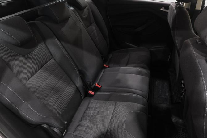 Ford Kuga II с пробегом 2016 года, цена 1 499 000 рублей, 113961 км, внедорожник, Автокод Объявления