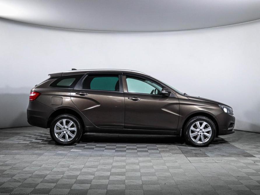 Lada (ВАЗ) Vesta I Москва  - изображение 4