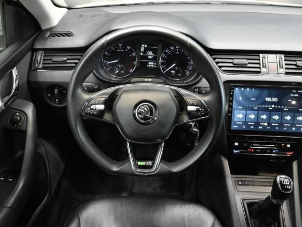Skoda Octavia III (A7) Рестайлинг с пробегом 2017 года, цена 1 790 000 рублей, 113737 км, лифтбек, Автокод Объявления