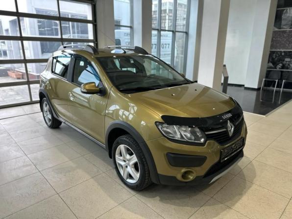 Renault Sandero II Рестайлинг с пробегом 2018 года, цена 990 000 рублей, 130000 км, хэтчбек, Автокод Объявления