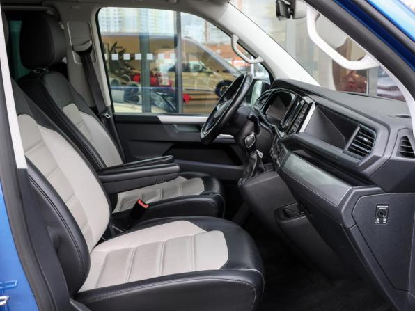 Volkswagen Multivan T6 Рестайлинг с пробегом 2020 года, цена 6 990 000 рублей, 58177 км, минивэн, Автокод Объявления