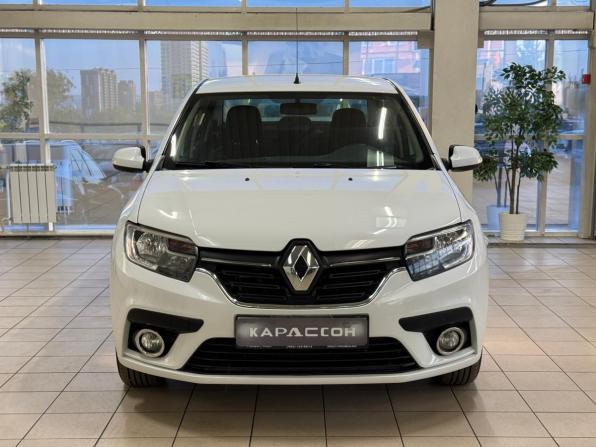 Renault Logan II Рестайлинг с пробегом 2021 года, цена 899 000 рублей, 92000 км, седан, Автокод Объявления