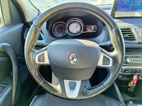 Renault Fluence I с пробегом 2013 года, цена 654 995 рублей, 231563 км, седан, Автокод Объявления