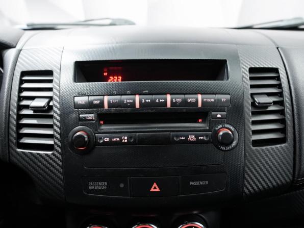 Mitsubishi Outlander II Рестайлинг с пробегом 2010 года, цена 1 149 000 рублей, 176500 км, внедорожник, Автокод Объявления