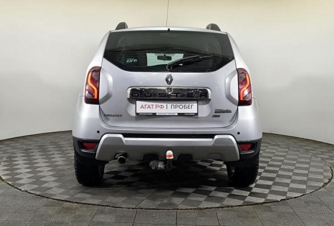 Renault Duster I Рестайлинг с пробегом 2015 года, цена 1 200 000 рублей, 133782 км, внедорожник, Автокод Объявления