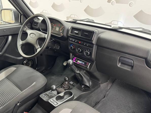 Lada (ВАЗ) Niva Legend с пробегом 2024 года, цена 890 000 рублей, 23592 км, внедорожник, Автокод Объявления