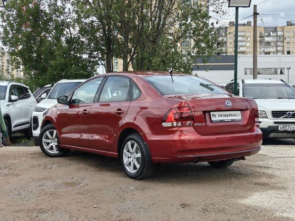 Volkswagen Polo V Рестайлинг с пробегом 2016 года, цена 839 000 рублей, 131000 км, седан, Автокод Объявления