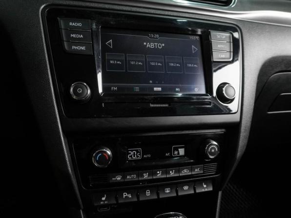 Skoda Rapid I Рестайлинг с пробегом 2019 года, цена 1 499 000 рублей, 135998 км, лифтбек, Автокод Объявления