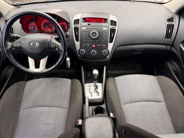 Kia Ceed I Рестайлинг с пробегом 2012 года, цена 999 000 рублей, 77300 км, хэтчбек, Автокод Объявления