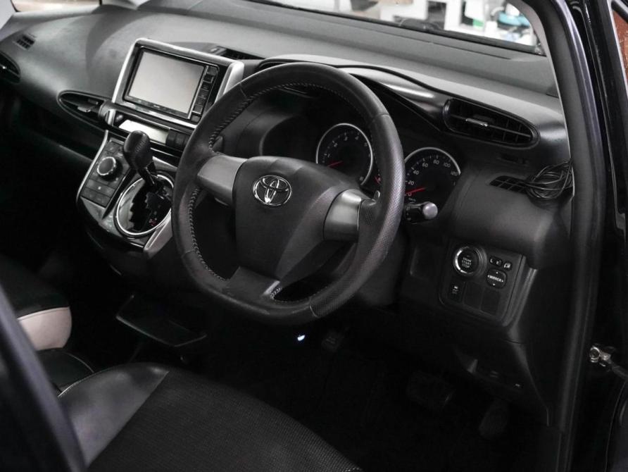 Toyota Wish II Рестайлинг Челябинск  - изображение 18