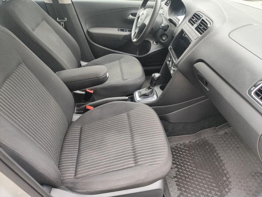 Volkswagen Polo V Москва  - изображение 9