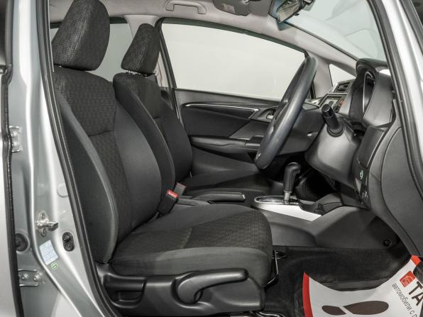 Honda Fit III с пробегом 2015 года, цена 930 000 рублей, 121608 км, хэтчбек, Автокод Объявления