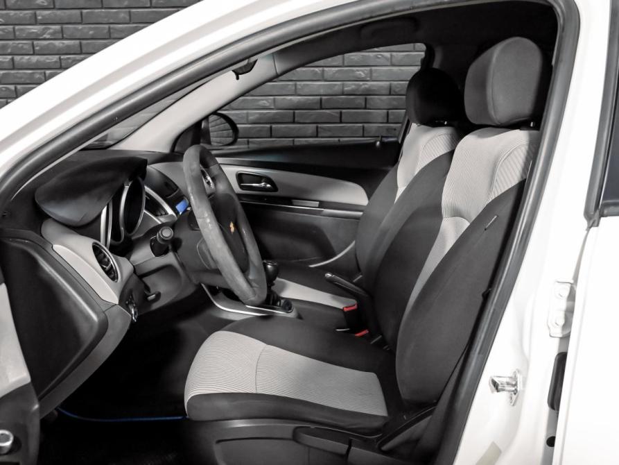 Chevrolet Cruze I Рестайлинг Екатеринбург  - изображение 10