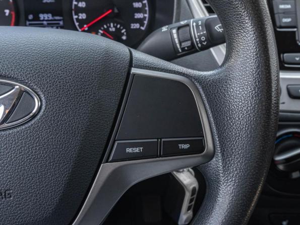 Hyundai Solaris II с пробегом 2019 года, цена 1 208 070 рублей, 130461 км, седан, Автокод Объявления