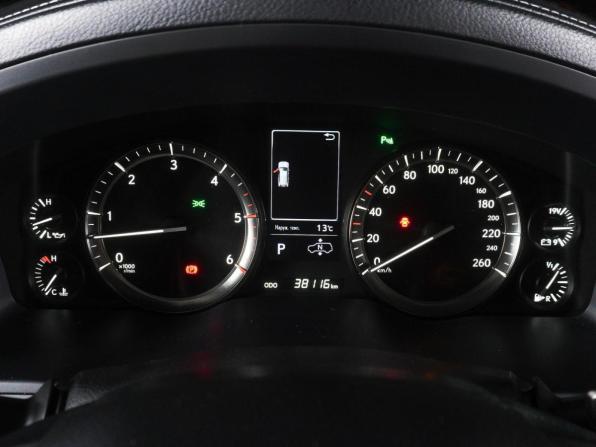 Lexus LX III Рестайлинг 2 с пробегом 2015 года, цена 10 499 000 рублей, 38116 км, внедорожник, Автокод Объявления