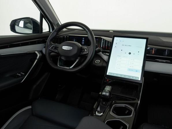 Geely Atlas II с пробегом 2024 года, цена 2 894 000 рублей, 35037 км, внедорожник, Автокод Объявления