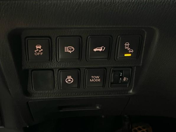 Nissan Pathfinder IV с пробегом 2016 года, цена 1 650 000 рублей, 185500 км, внедорожник, Автокод Объявления