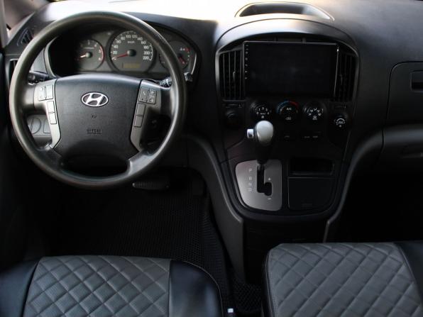 Hyundai Grand Starex I с пробегом 2012 года, цена 1 419 000 рублей, 319028 км, минивэн, Автокод Объявления