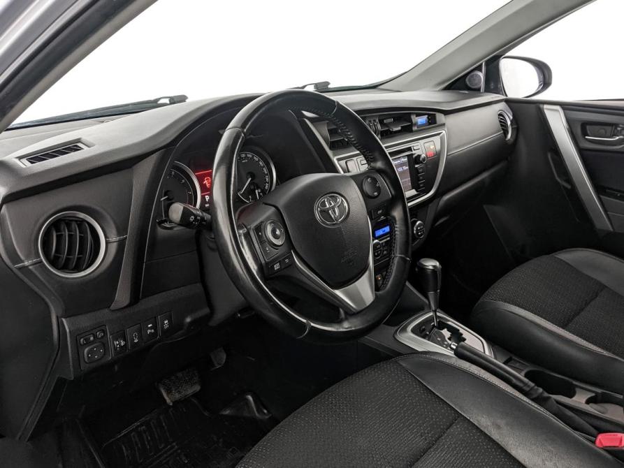 Toyota Auris II Москва  - изображение 15