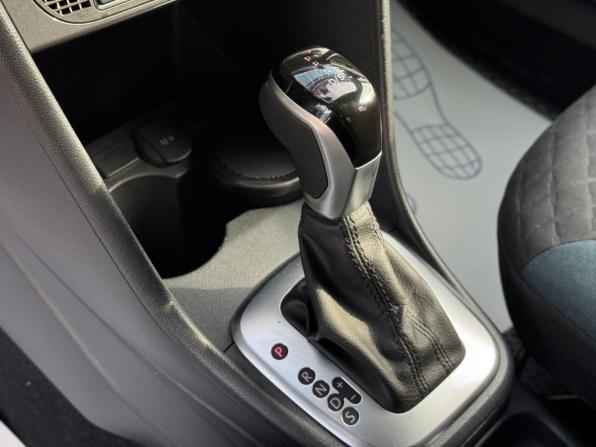 Volkswagen Polo V Рестайлинг с пробегом 2019 года, цена 1 440 000 рублей, 92546 км, седан, Автокод Объявления