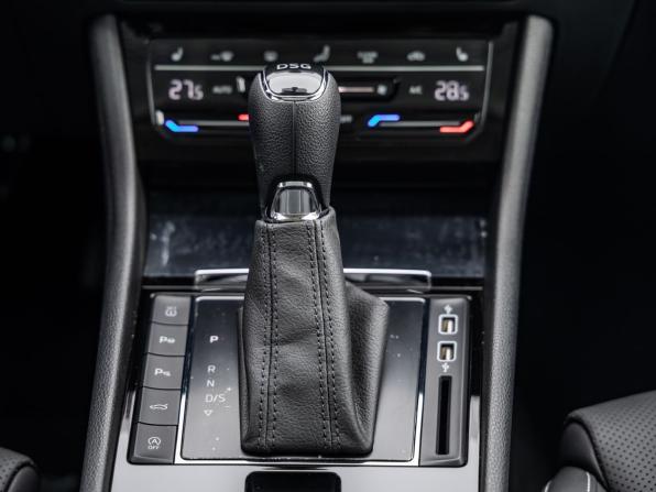 Skoda Superb III Рестайлинг с пробегом 2025 года, цена 3 358 000 рублей, 15 км, лифтбек, Автокод Объявления