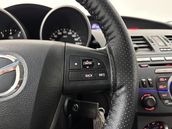 Mazda 3 II (BL) Рестайлинг с пробегом 2011 года, цена 850 000 рублей, 167060 км, седан, Автокод Объявления