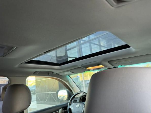 Toyota Land Cruiser 200 Series с пробегом 2010 года, цена 2 700 000 рублей, 324260 км, внедорожник, Автокод Объявления