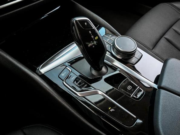 BMW 5 серии VII (G30/G31/G38) Рестайлинг с пробегом 2021 года, цена 3 799 000 рублей, 101281 км, седан, Автокод Объявления