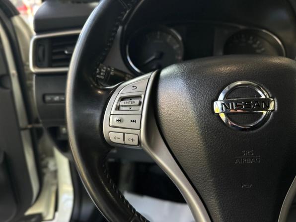 Nissan Qashqai II с пробегом 2018 года, цена 1 390 000 рублей, 97250 км, внедорожник, Автокод Объявления