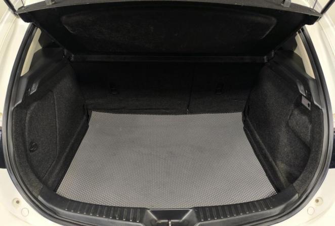 Mazda 3 II (BL) Рестайлинг с пробегом 2012 года, цена 780 000 рублей, 198359 км, хэтчбек, Автокод Объявления