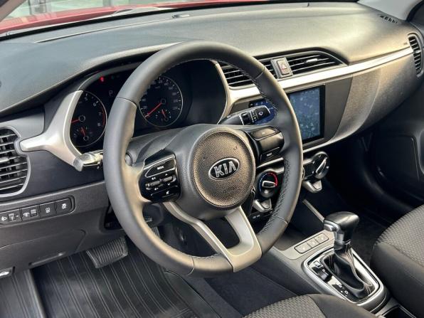 Kia Rio IV Рестайлинг с пробегом 2020 года, цена 1 650 000 рублей, 108000 км, седан, Автокод Объявления