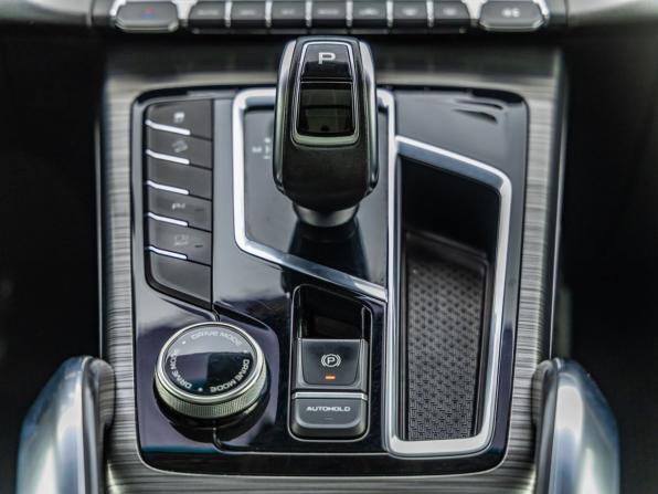 Geely Atlas Pro с пробегом 2023 года, цена 2 048 000 рублей, 72617 км, внедорожник, Автокод Объявления
