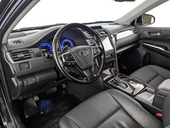 Toyota Camry VII (XV50) Рестайлинг с пробегом 2017 года, цена 2 650 000 рублей, 51535 км, седан, Автокод Объявления