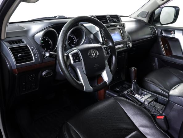 Toyota Land Cruiser Prado 150 Series Рестайлинг 1 с пробегом 2014 года, цена 3 438 000 рублей, 192661 км, внедорожник, Автокод Объявления