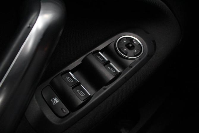 Ford Mondeo IV Рестайлинг с пробегом 2012 года, цена 1 070 000 рублей, 216220 км, седан, Автокод Объявления