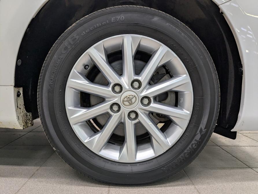Toyota Camry VII (XV50) Рестайлинг Москва  - изображение 7