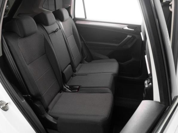 Volkswagen Tiguan II с пробегом 2018 года, цена 2 099 000 рублей, 144911 км, внедорожник, Автокод Объявления