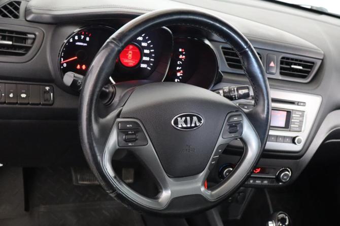 Kia Rio III Рестайлинг с пробегом 2015 года, цена 939 000 рублей, 125000 км, седан, Автокод Объявления
