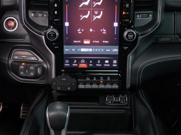 Ram 1500 V с пробегом 2022 года, цена 13 499 000 рублей, 16300 км, offers.body_type.unknown, Автокод Объявления