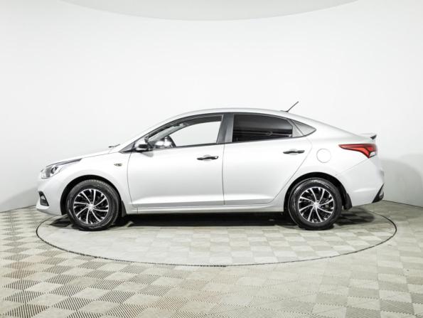 Hyundai Solaris II с пробегом 2017 года, цена 1 399 700 рублей, 67295 км, седан, Автокод Объявления