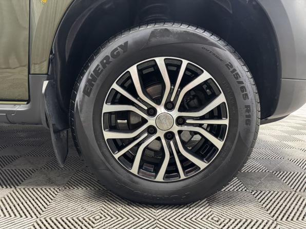 Renault Duster I Рестайлинг с пробегом 2015 года, цена 633 000 рублей, 352096 км, внедорожник, Автокод Объявления