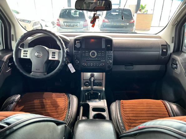 Nissan Navara (Frontier) III (D40) Рестайлинг с пробегом 2010 года, цена 1 550 000 рублей, 203000 км, offers.body_type.unknown, Автокод Объявления