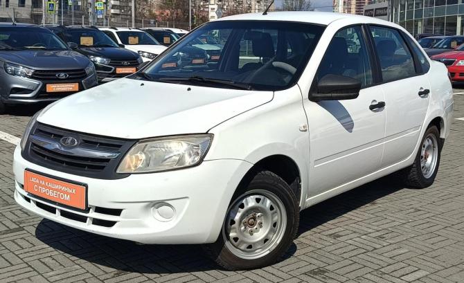 Lada (ВАЗ) Granta I с пробегом 2018 года, цена 410 000 рублей, 175000 км, седан, Автокод Объявления