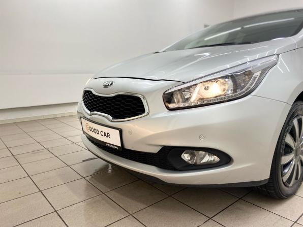 Kia Ceed II с пробегом 2014 года, цена 1 050 000 рублей, 71188 км, хэтчбек, Автокод Объявления