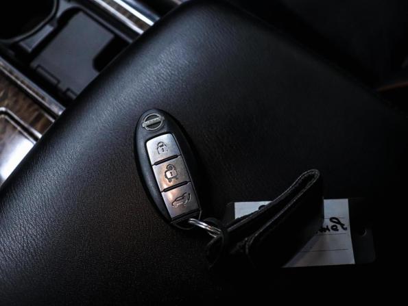 Nissan Patrol VI (Y62) с пробегом 2011 года, цена 2 380 000 рублей, 151371 км, внедорожник, Автокод Объявления