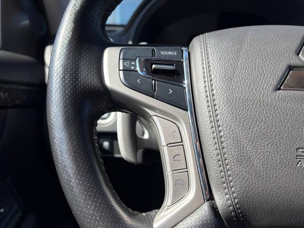 Mitsubishi Pajero Sport III с пробегом 2019 года, цена 2 930 000 рублей, 103700 км, внедорожник, Автокод Объявления