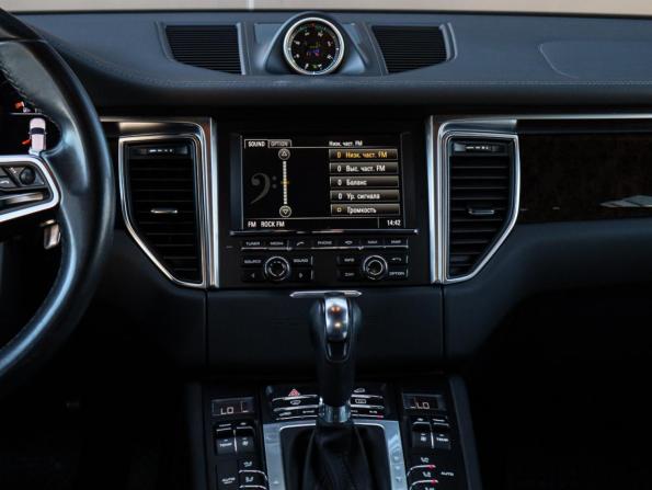 Porsche Macan I с пробегом 2014 года, цена 2 350 000 рублей, 110063 км, внедорожник, Автокод Объявления